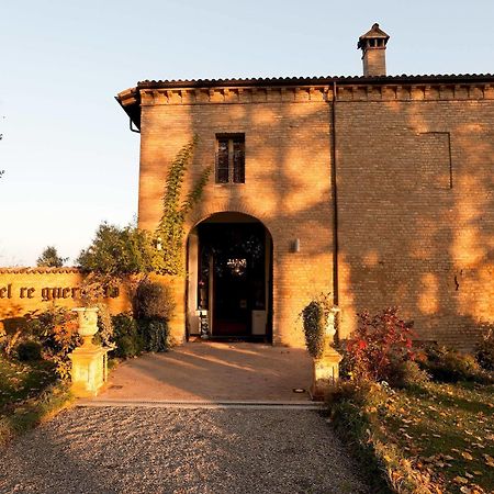 Locanda Del Re Guerriero San Pietro in Cerro Eksteriør billede