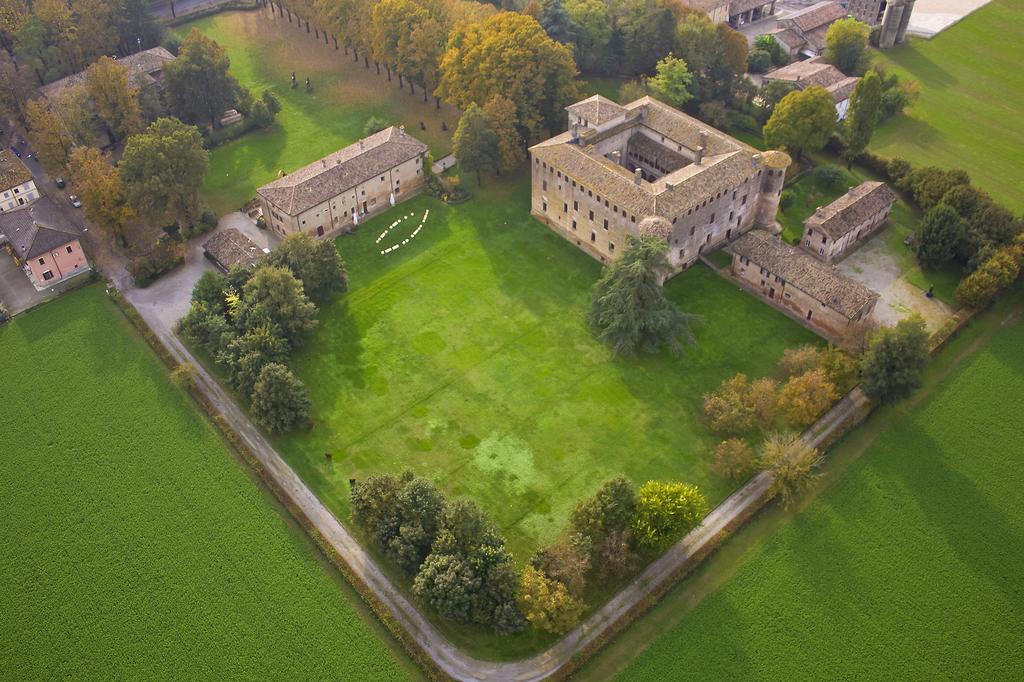 Locanda Del Re Guerriero San Pietro in Cerro Eksteriør billede